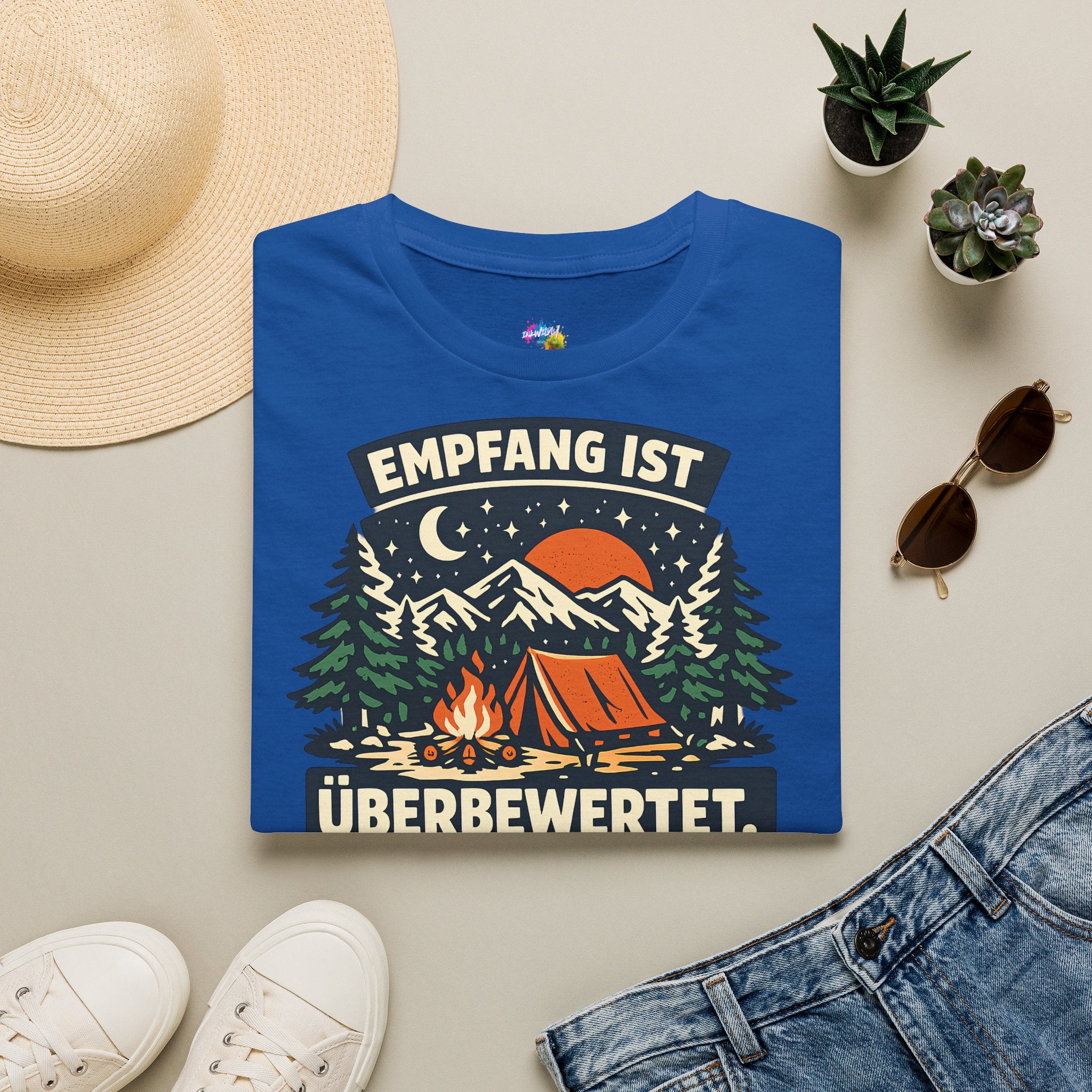 Empfang ist überbewertet – Camping T-Shirt