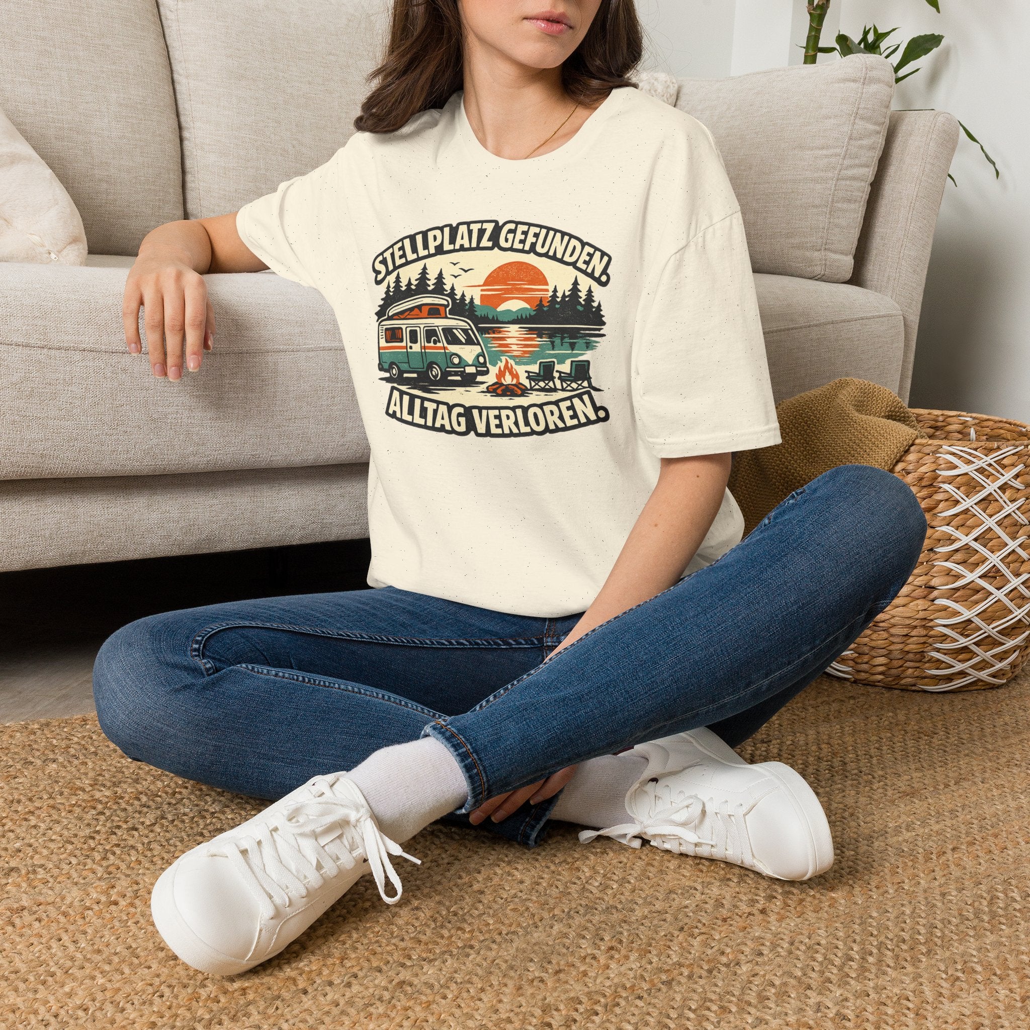 Stellplatz gefunden – Camping T-Shirt mit Wohnmobil-Motiv – Ansicht 20