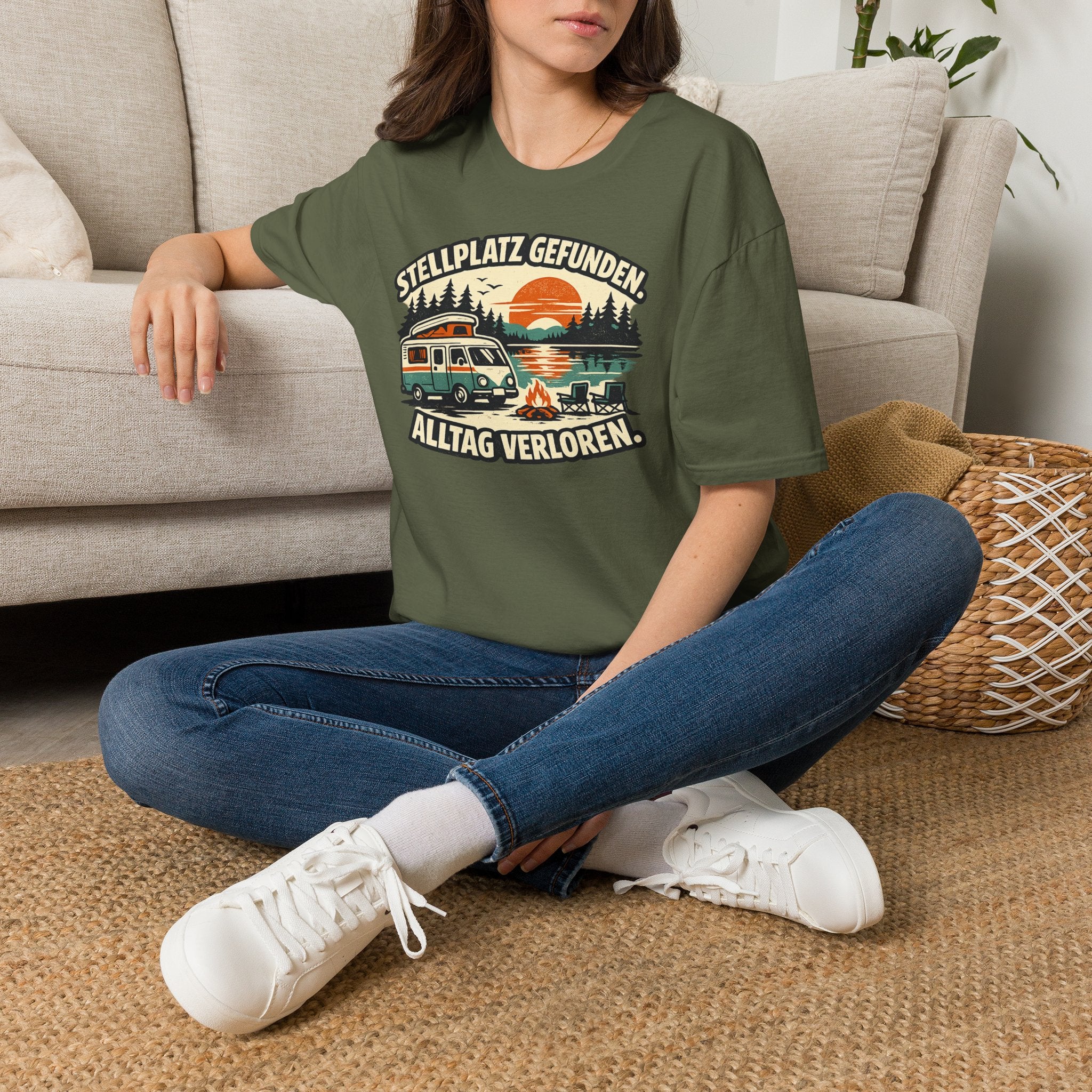 Stellplatz gefunden – Camping T-Shirt mit Wohnmobil-Motiv – Ansicht 21