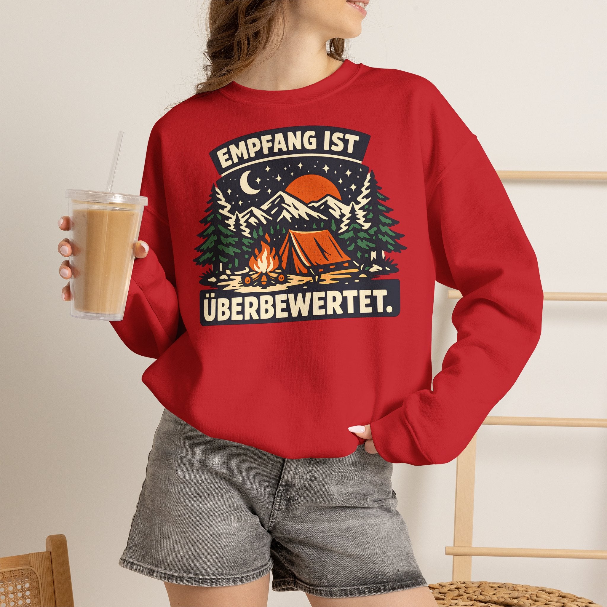 Empfang ist überbewertet – Camping Sweatshirt