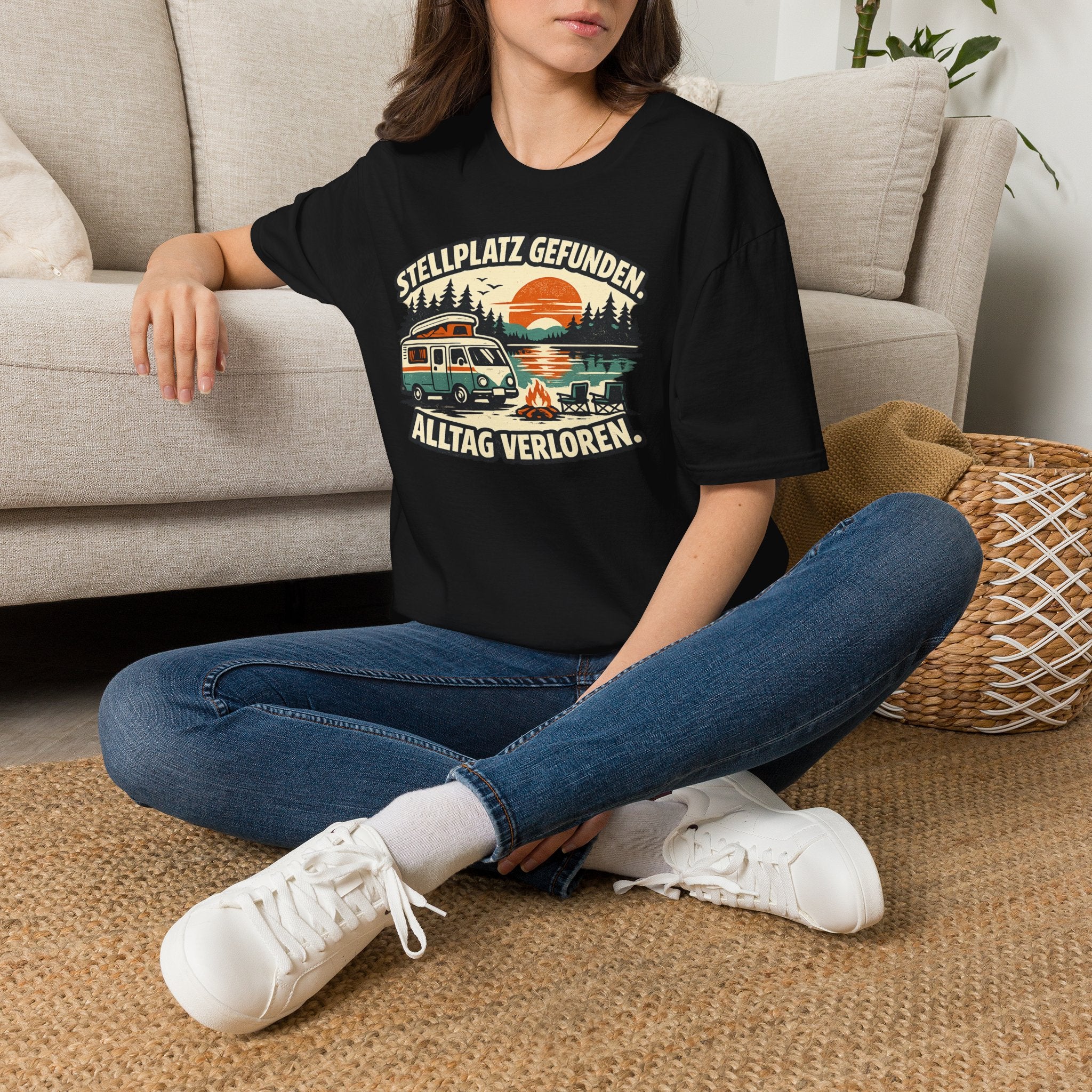 Stellplatz gefunden – Camping T-Shirt mit Wohnmobil-Motiv – Ansicht 16